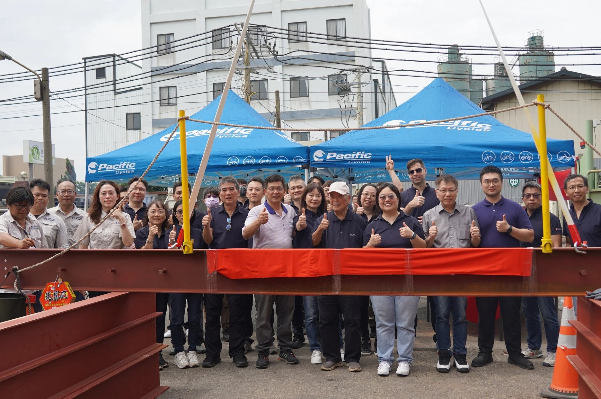太平洋自行車三廠舉行上樑大典 太平洋自行車三廠舉行上樑大典