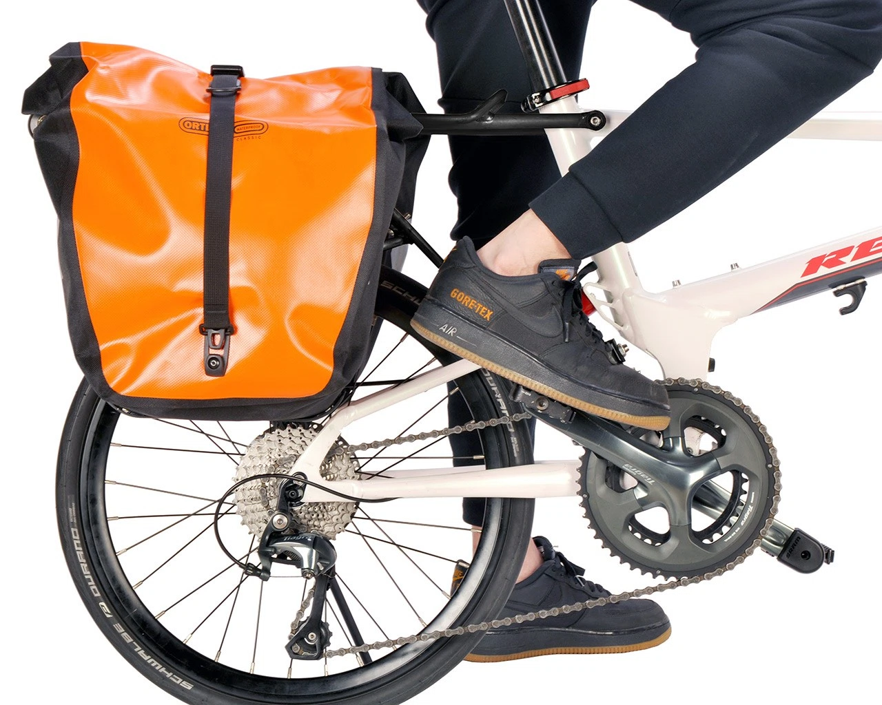 REACH rear rack w/ trolley wheels-P000287